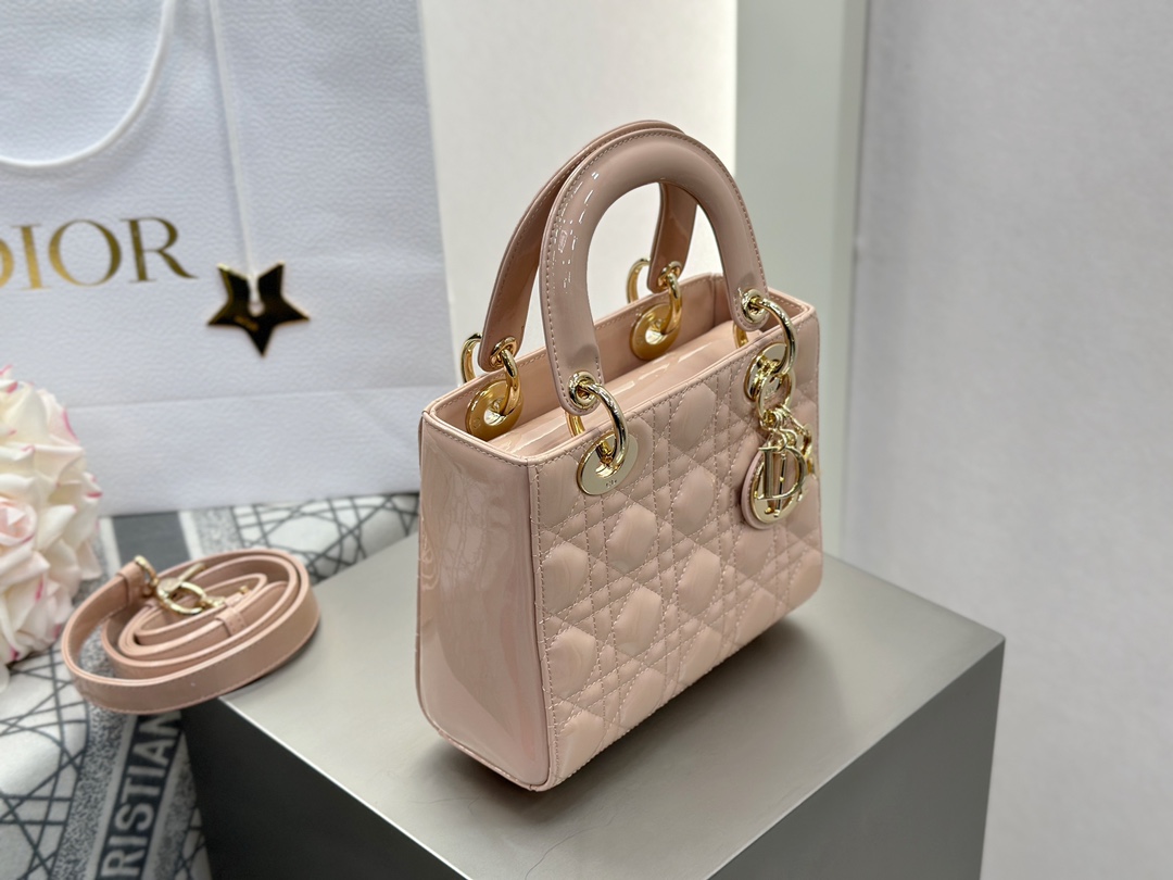 92c0b141d953b0a1b71defcac72b09b7_1736681045_8233.jpg