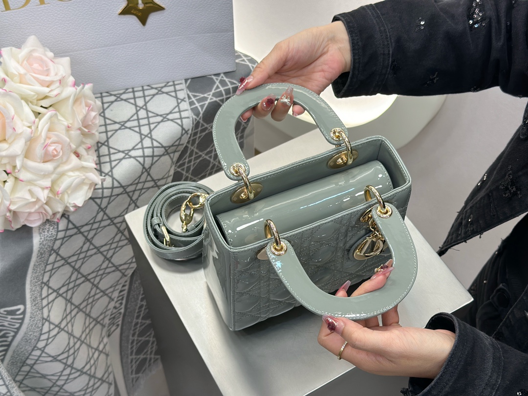 92c0b141d953b0a1b71defcac72b09b7_1736681120_7019.jpg