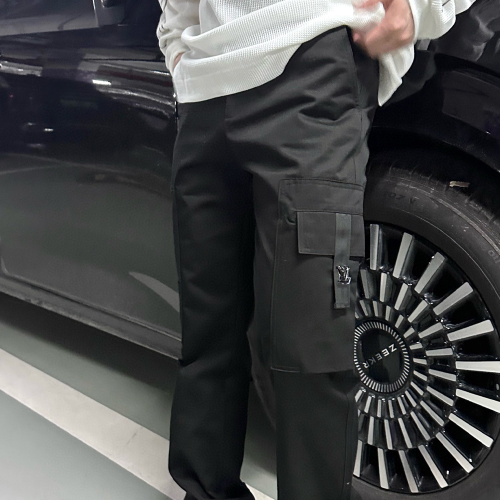 루이비통 테크니컬 팬츠 블랙