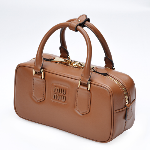 미우미우 브라운 스몰 나파 가죽 가방