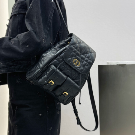 디올 카로 백팩 블랙 미디엄