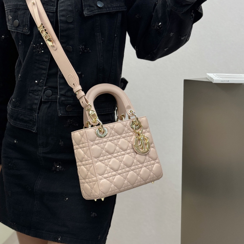 디올 레이디 디올 스몰 백 라이트 핑크 금장