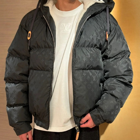 루이비통 모노그램 다운 재킷