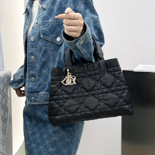 디올 뜨주흐 미디엄 토트백 블랙