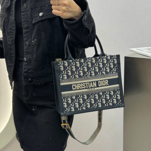 디올 스몰 북 토트백 오블리크 자카드 블루