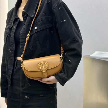 디올 바비 이스트웨스트 백 카멜