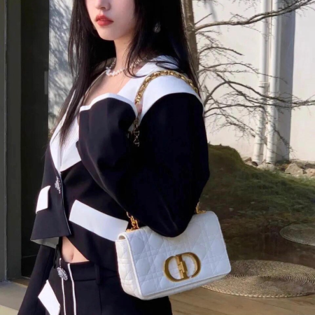 디올 스몰 카로백 서플 까나쥬 아이보리