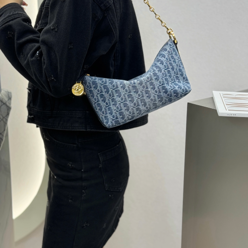 디올 스타 체인 호보백 블루 데님