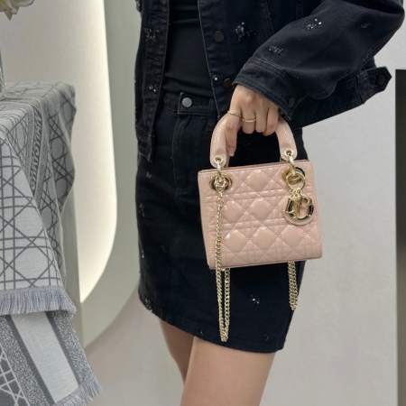 디올 미니 레이디백 페이턴트 까나쥬 핑크