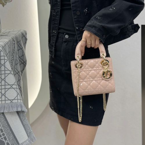 디올 미니 레이디백 페이턴트 까나쥬 핑크