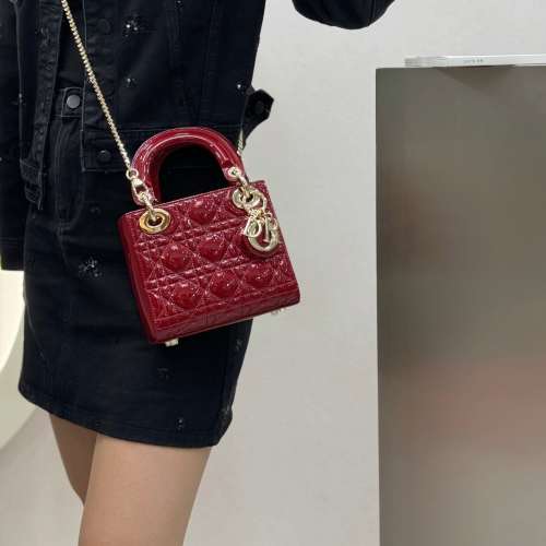 디올 미니 레이디백 페이턴트 까나쥬 체리 레드