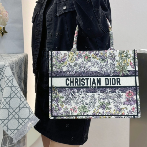 디올 미디엄 북 토트백 라떼 멀티 컬러 Millefiori Unicorn 모티브 자수