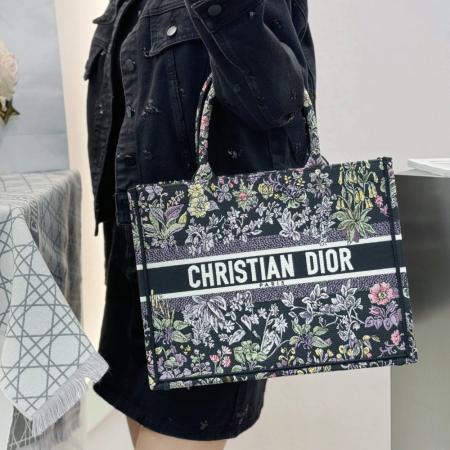 디올 미디엄 북 토트백 블루 멀티 컬러 Millefiori Unicorn 모티브 자수