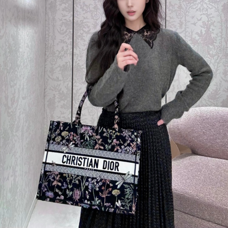 디올 미디엄 북 토트백 허바륨 자수 블랙 멀티컬러