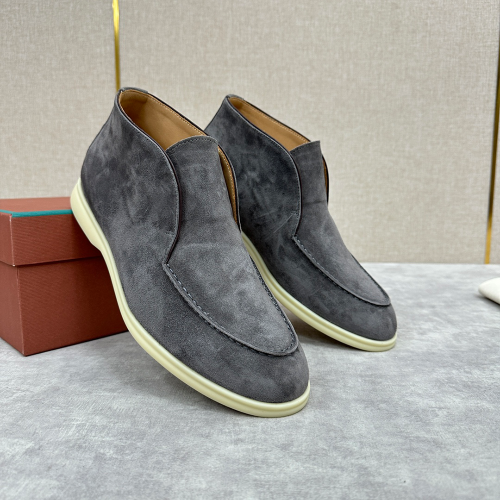 로로피아나 스웨이드 오픈 워크 처카 부츠 그레이