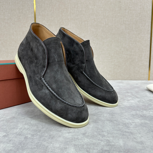 로로피아나 스웨이드 오픈 워크 처카 부츠 블랙