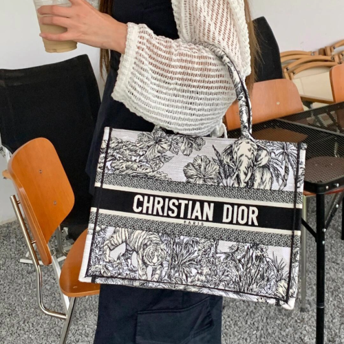 디올 미디엄 북 토트백 트왈 드 주이 소바쥬 자수 화이트 네이비 블루