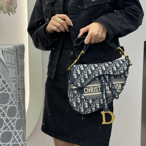 디올 미디엄 새들 스트랩 백 오블리크 자카드 패브릭