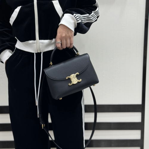 셀린느 틴 니노백 샤이니 블랙 숄더백 118113