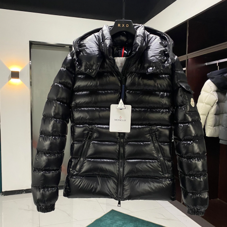 몽클레어 바디 패치로고 후드 패딩 여성 자켓