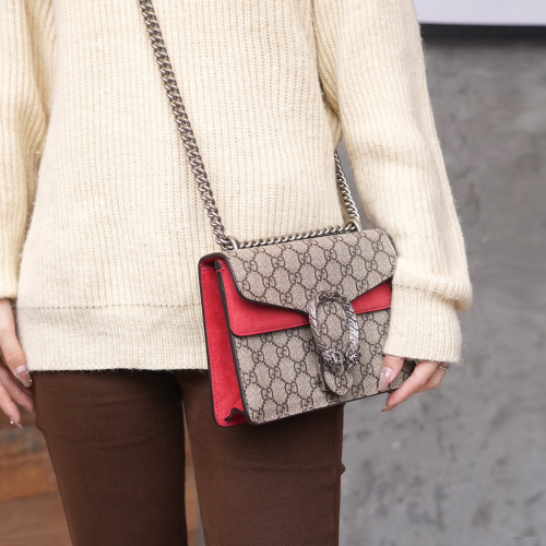 구찌 디오니소스 GG 수프림 미니 숄더백 레드 421970