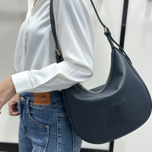 셀린느 엘로이즈 트리옹프 호보백 블루 114713