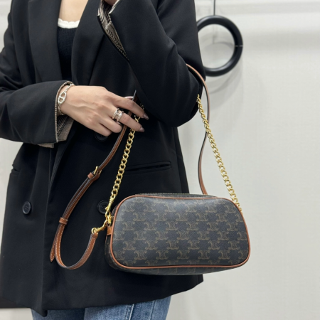 셀린느 트리오페 캔버스 멀티백 탄 114122