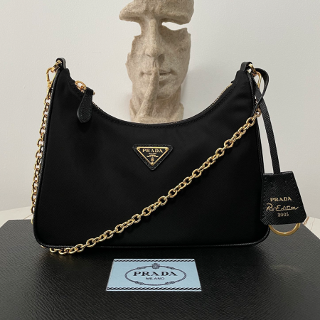 프라다 리에디션 리나일론 숄더백 금장 1BH204