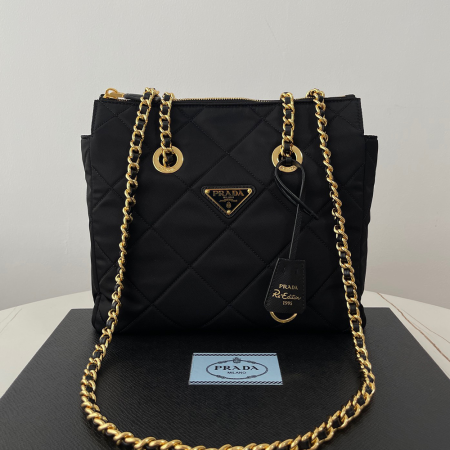 프라다 리에디션 1995 체인 숄더백 1BG468