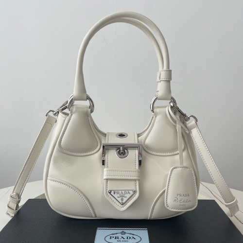 프라다 패딩 문 숄더백 화이트 1BA381