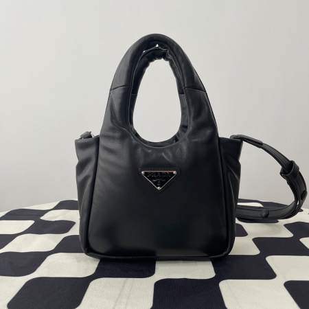 프라다 여성 소프트 스몰 패딩 나파 토트백 1BA359