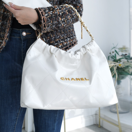 팬더샵 샤넬 24C 22백 가로버전 화이트 골드 버클