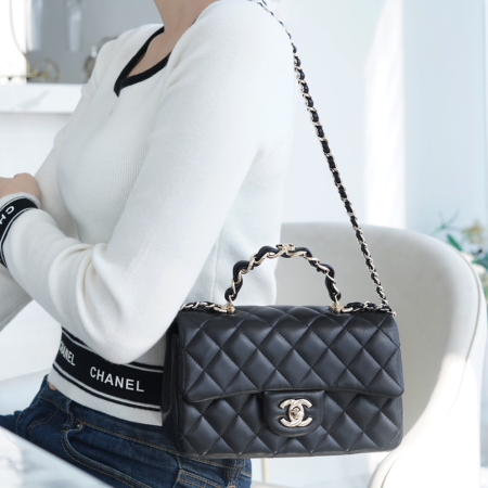 팬더샵 샤넬 23C 클래식 코코 핸들 플랩백