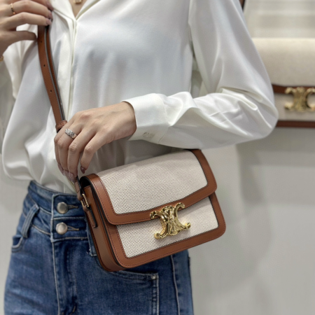 셀린느 클래식 트리오페 숄더백 화이트 스몰 188882