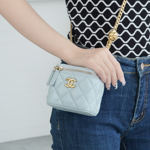 팬더샵 샤넬 23SS 베니티 스몰 박스 백 스카이 블랙