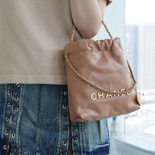 팬더샵 샤넬 23P 22백 미니 살구