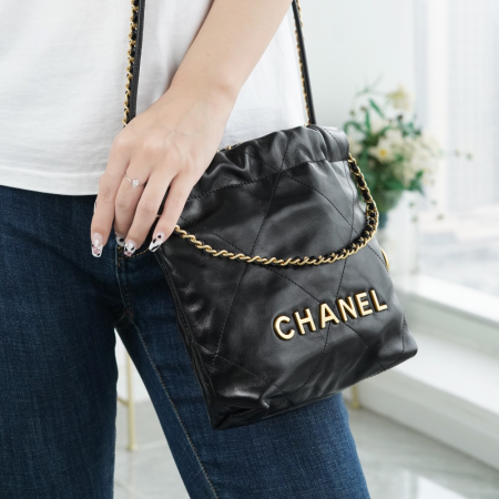 팬더샵 샤넬 23P 22백 미니 블랙 금장