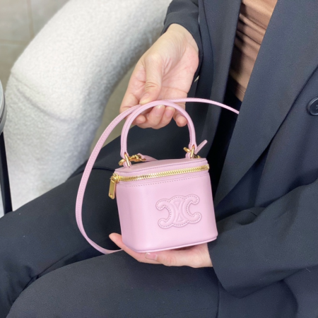 셀린느 미니 베니티 케이스 스무스 카프스킨 핑크 10J763