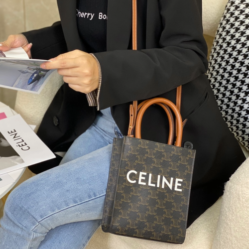 셀린느 샤이니 버티컬 카바스 캔버스백 탄 194372