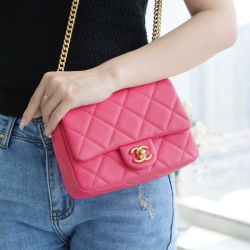 팬더샵 샤넬 클래식 미디움 하트볼 플랩백 핑크