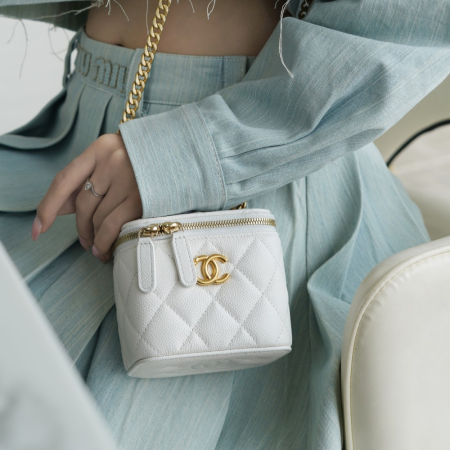 팬더샵 샤넬 23P 체인 코스메틱 케이스 스몰 화이트 금장