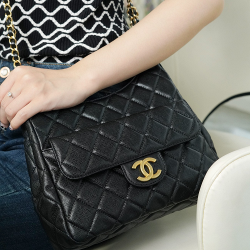 팬더샵 샤넬 23C 호보백 카프스킨 & 골드 메탈 블랙 미디움