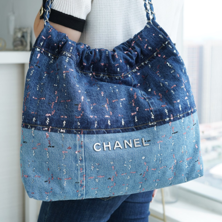 팬더샵 샤넬 23A 데님 스티치 22백 미디엄 은장