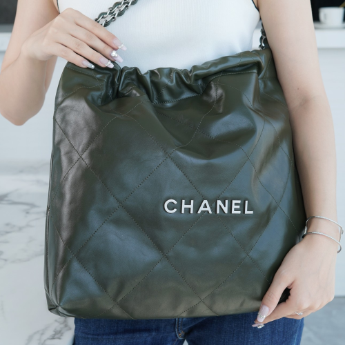 팬더샵 샤넬 23A 22백 올리브 그린 미디엄 은장