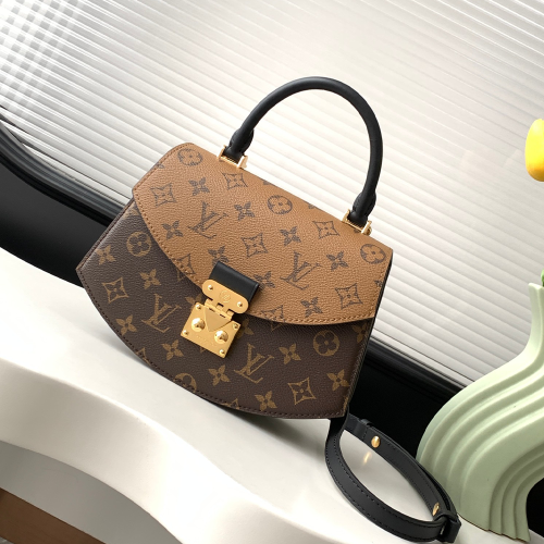 루이비통 틸시트 기타 모노그램 캔버스 M46548