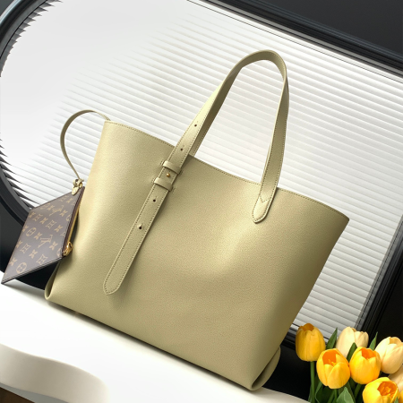 루이비통 로우 키 카바스 MM 카키 M25341