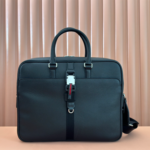 구찌 블랙 레더 웹 디테일의 미디엄 브리프 케이스 816757 AAEF6 1042