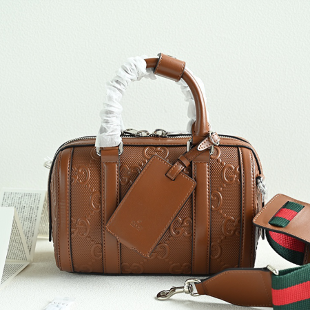 구찌 점보 GG 미니 더플백 브라운 725292