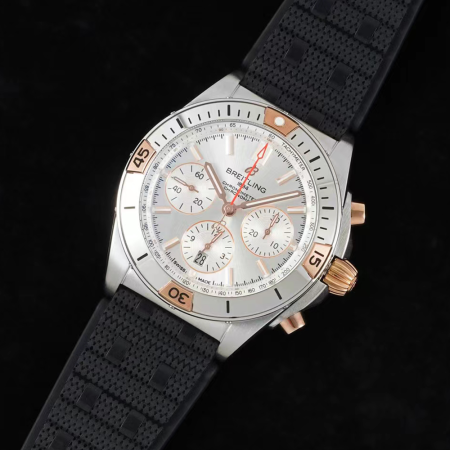 TF공장 브라이틀링 크로노맷 B01 실버 다이얼 42mm UB0134101B1U1