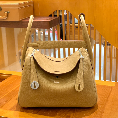 그린엘 에르메스 린디 26 밀크티 실버 버클